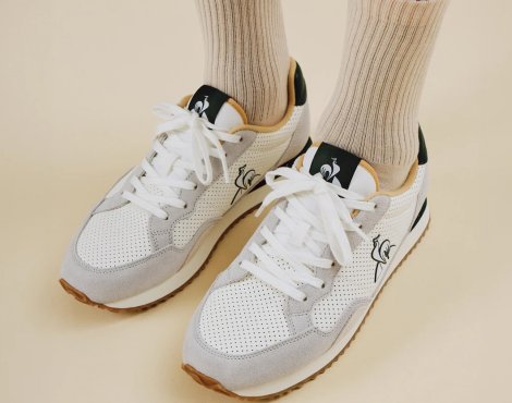 Hos Nora M finder du ikke kun sneakers, men ogs elegante sandaler, feminine stvler og klassiske sko, der kan pifte ethvert outfit op