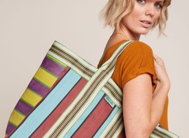 Crossbody, skuldertasker, totes og punge i lder. Hverdagsfavoritter og nye kollektioner.