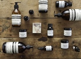 Munkholm – naturlige sber, olier og velvre med sknne dufte.