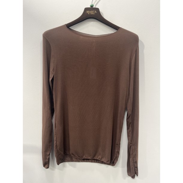 Marta - Leonora tee - Moro