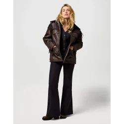 Wrangler - Relaxed Fringe Wrange Jakke - Brown Leather