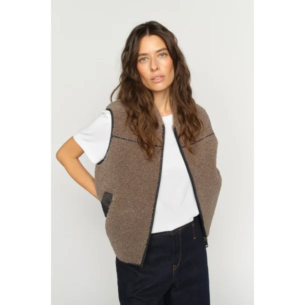 Mos Mosh - Rowe Teddy Vest - Delicioso