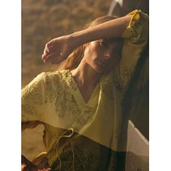 Heyanno - Charming Bond Bluse - Pampas