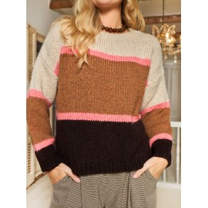 Black Colour - Hildur Strik Jumper - Camel