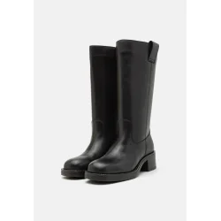 Pavement - Anneli Stvler - Sort