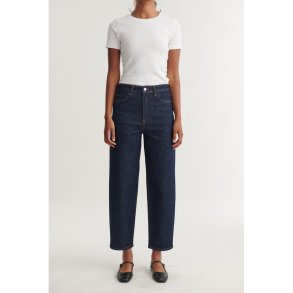 Basic Apparel - Ea Jeans -  Raw Denim