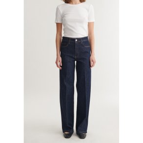 Basic Apparel - Enya Jeans -  Rinse Wash - Raw Denim