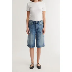 Basic Apparel - Ea Shorts - Stone Washed Denim