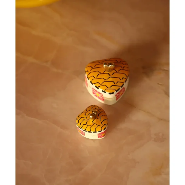 Doing Goods - Erin Box - Medium 