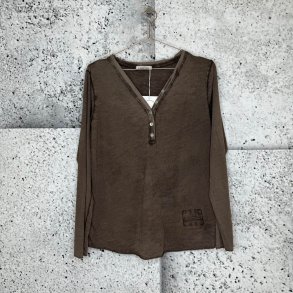Cabana Living - Adalais LS tee - Brown