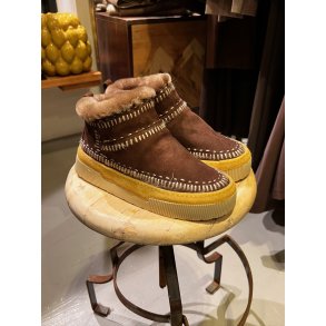 Laidback London - Ronan Ankelstvler - Wheat