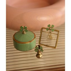  Doing Goods - Lucky Clover Circus Box Medium - Grn