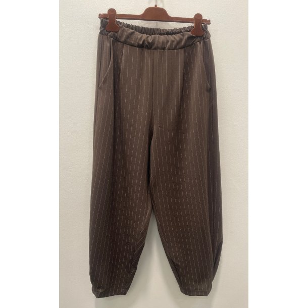 Marta - Kenzie Bukser - Moro