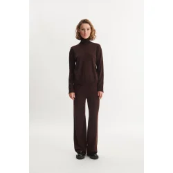 Basic Apparel - Vera Roll Neck - Chocolate Torte