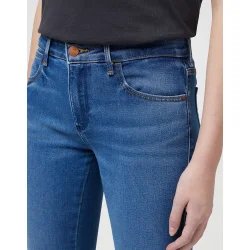 Wrangler - Bootcut Jeans - Camellia 