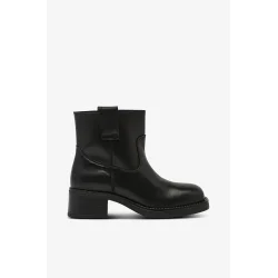 Pavement - Jenny Stvler - Black