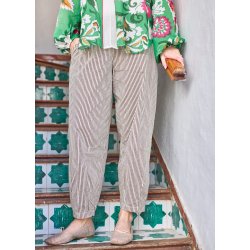 Black Colour - Ally Barrel Pant - Creme