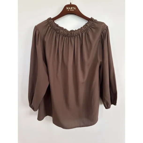 Marta - Juniper Blouse - Moro