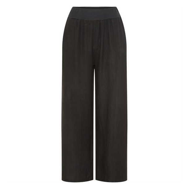 Marta - Anette Bukser - Black