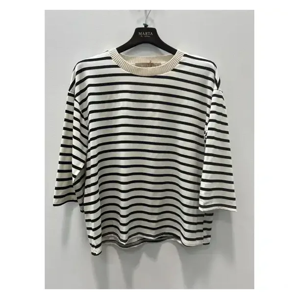 Marta - Brooklyn T-shirt - Beige/Black