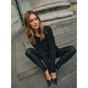 Mos Mosh - Thora V-neck Strik - Black