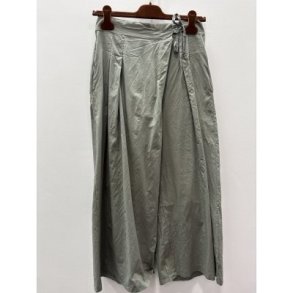 Marta - Elva Bukser - Military