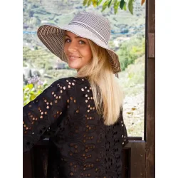 Black colour - BCJANNIE - Hat - black stipe - One size