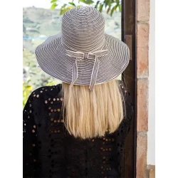 Black colour - BCJANNIE - Hat - black stipe - One size