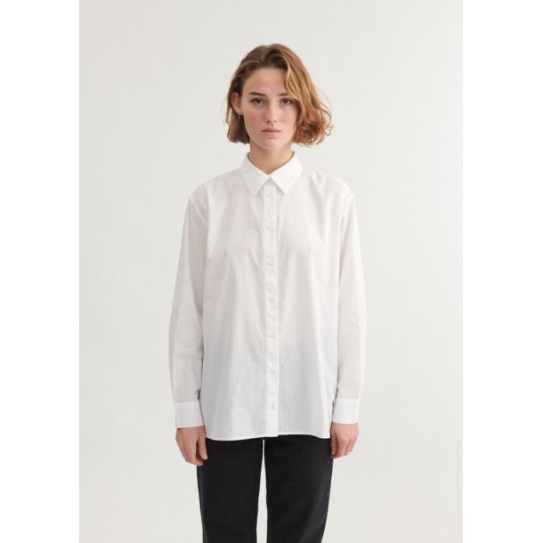 Basic Apparel - Vilde Loose Shirt - White