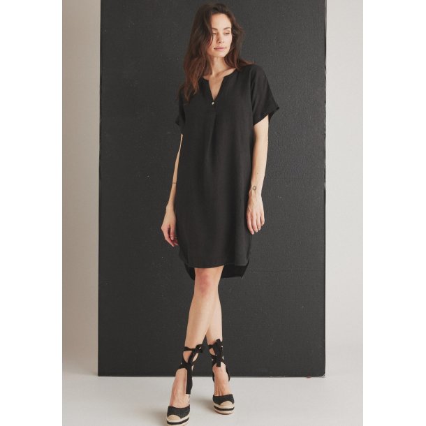 Luxzuz - Helinia Kjole - Sort