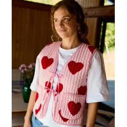 Sissel Edelbo - Honey Vest - Red Heart - Onesize
