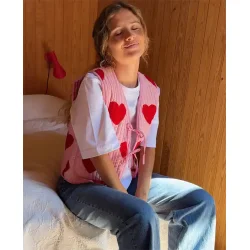 Sissel Edelbo - Honey Vest - Red Heart - Onesize