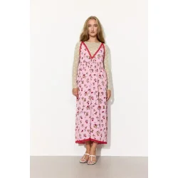 Hunkn - Lisa Kjole - Red Lace