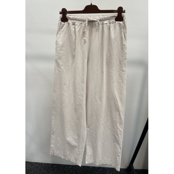 Marta - Violeta Bukser - Beige