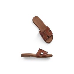 Pavement - Pam Sandaler - Tan