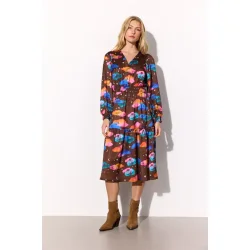 Hunkn - Sonja Kjole - Cocoa Sky Art Print