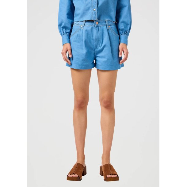 Wrangler - Loose Pleated Shorts - Cotton Candy Blue
